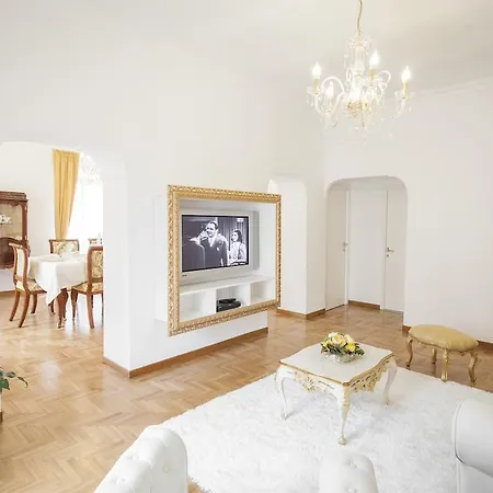 Appartement Sarandrea