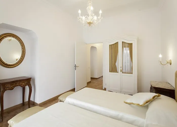 Διαμέρισμα Sarandrea *